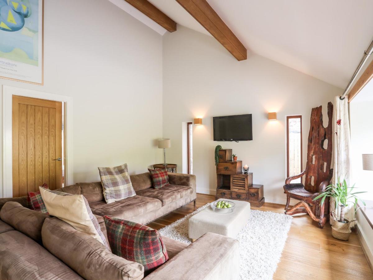 Вилла Clynnog House Dwyran Экстерьер фото